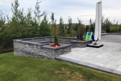 Side fire pit